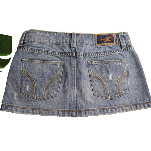 Hollister Distressed Denim Mini Skirt Size 3 - Picture 2 of 6